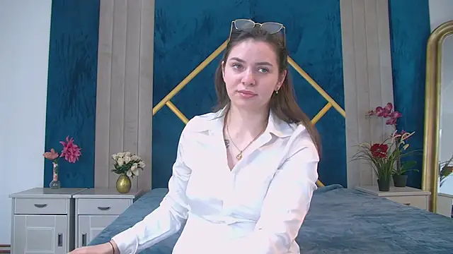 MisteryBlush online show from November 21, 2025, 1:10 pm