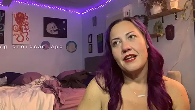 Snapshot of kristallic chatting on January 12, 2026, 3:13 am kristallic online show from January 12, 2026, 3:13 am