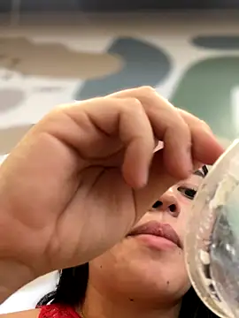 Vickybon online show from December 2, 2025, 6:31 pm