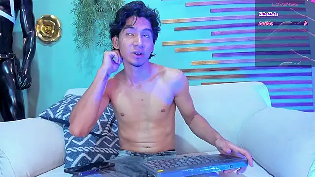 kane del toro online show from November 18, 2025, 2:53 pm