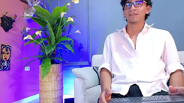 Snapshot of kane_del_toro chatting on October 29, 2025, 1:32 pm kane del toro online show from October 29, 2025, 1:32 pm