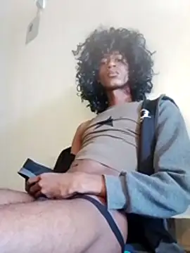 Snapshot of skinniyGabriel chatting on November 19, 2025, 1:55 pm skinniyGabriel online show from November 19, 2025, 1:55 pm