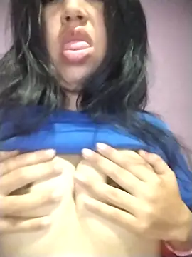 dulcevitasex online show from December 2, 2025, 11:01 am