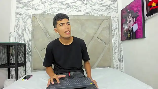 tomy hotboy online show from October 29, 2025, 6:01 am