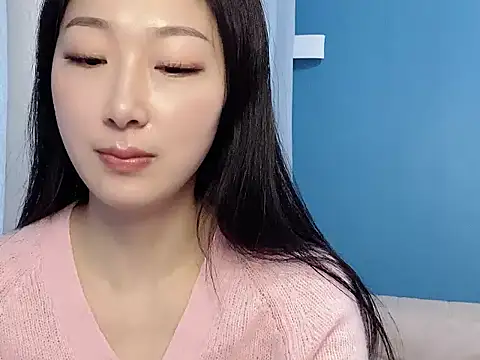 ella55-- online show from November 15, 2025, 5:11 am