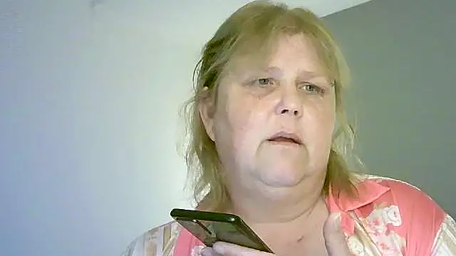 Sylviastar46 online show from May 15, 2026, 5:00 pm