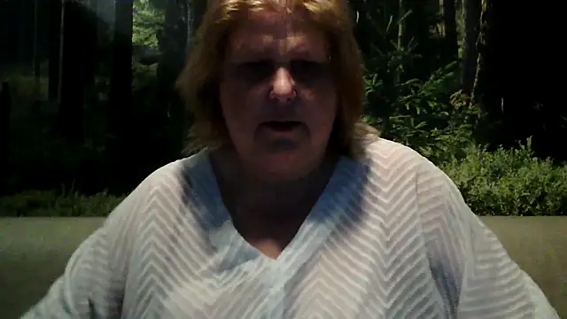 Snapshot of Sylviastar46 chatting on February 27, 2026, 8:41 pm Sylviastar46 online show from February 27, 2026, 8:41 pm