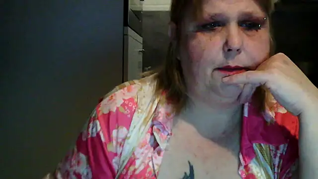 Snapshot of Sylviastar46 chatting on March 3, 2026, 9:44 pm Sylviastar46 online show from March 3, 2026, 9:44 pm