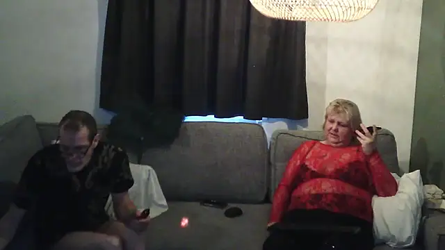 Snapshot of Sylviastar46 chatting on January 18, 2026, 10:18 am Sylviastar46 online show from January 18, 2026, 10:18 am