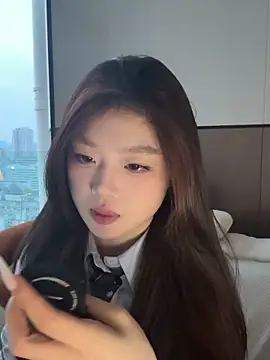 xiaojingzi66 online show from May 1, 2026, 9:09 pm