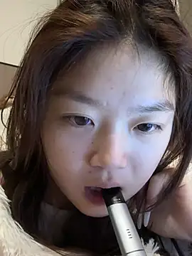 xiaojingzi66 online show from April 30, 2026, 3:19 pm