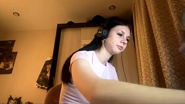 AnGallo online show from November 17, 2025, 6:12 pm