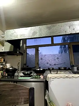 aniani11 online show from January 12, 2026, 8:10 am