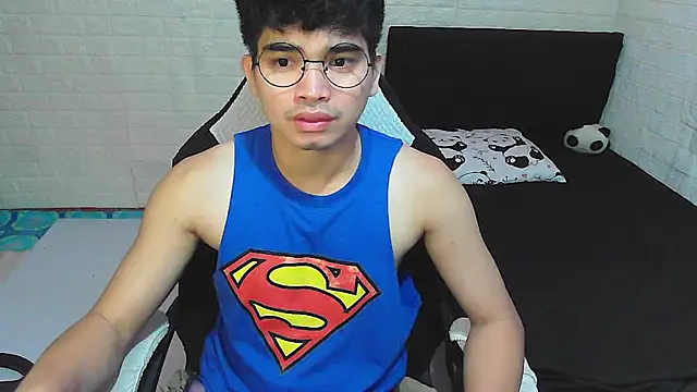 Asian France Angeloo online show from November 3, 2025, 10:52 am