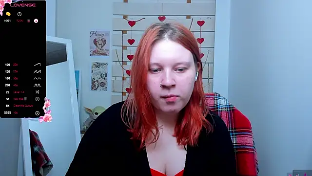 Snapshot of FoxPlayXX chatting on March 9, 2026, 8:01 pm FoxPlayXX online show from March 9, 2026, 8:01 pm