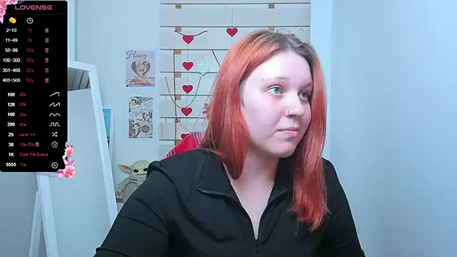 Snapshot of FoxPlayXX chatting on March 18, 2026, 8:21 pm FoxPlayXX online show from March 18, 2026, 8:21 pm