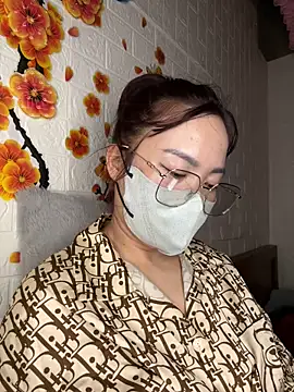 Snapshot of gino-sex chatting on February 18, 2026, 5:53 pm gino-sex online show from February 18, 2026, 5:53 pm