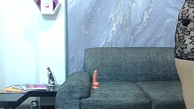 Snapshot of honeyalicee chatting on October 29, 2025, 2:49 pm honeyalicee online show from October 29, 2025, 2:49 pm