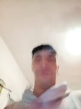 Snapshot of Pistacchio01 chatting on November 7, 2025, 9:58 am Pistacchio01 online show from November 7, 2025, 9:58 am