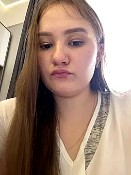 Snapshot of Regina_Lynne chatting on October 31, 2025, 9:28 am Regina Lynne online show from October 31, 2025, 9:28 am