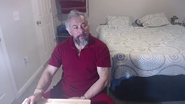 Snapshot of Chacho_1972 chatting on April 10, 2026, 5:47 am Chacho 1972 online show from April 10, 2026, 5:47 am