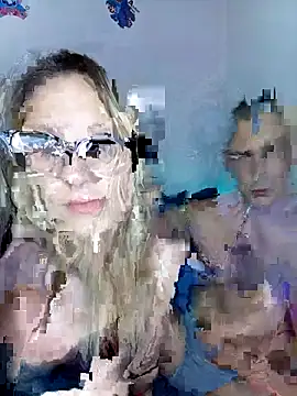 Snapshot of Laurazec chatting on November 1, 2025, 7:41 pm Laurazec online show from November 1, 2025, 7:41 pm