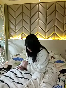 Snapshot of tingbeibi chatting on November 19, 2025, 4:29 pm tingbeibi online show from November 19, 2025, 4:29 pm