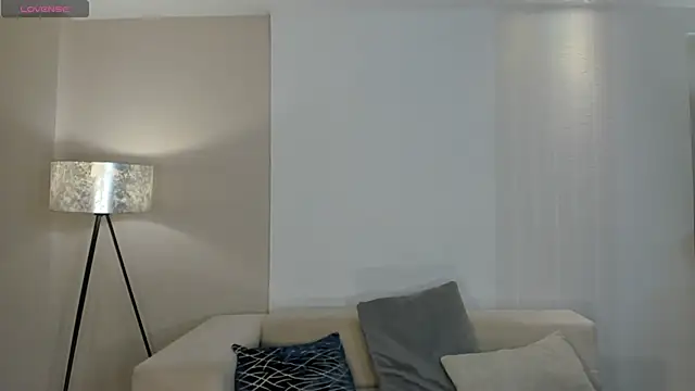 BellaConnorX online show from February 28, 2026, 4:56 am