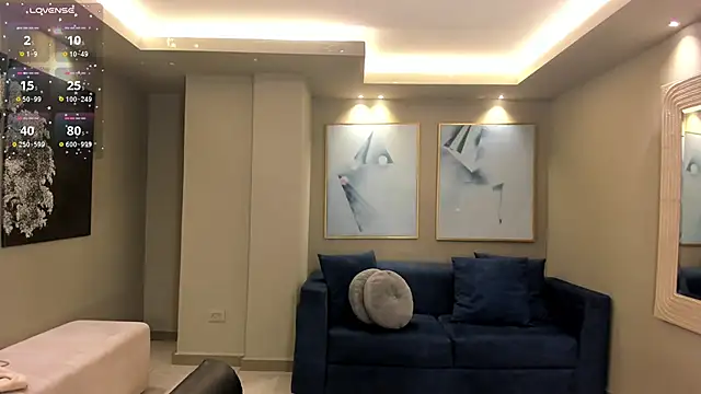 BellaConnorX online show from November 14, 2025, 3:54 am