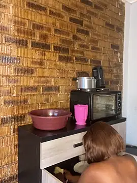 SP1CY MOMMY online show from November 2, 2025, 5:34 am