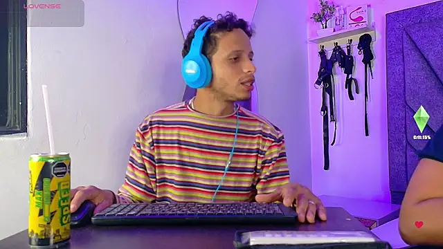 DamianandEva online show from May 20, 2026, 12:57 pm