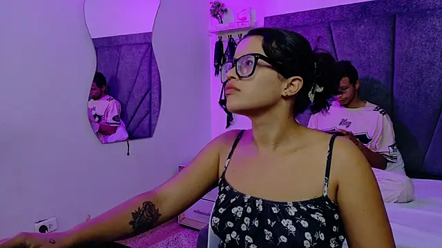 DamianandEva online show from April 6, 2026, 12:28 pm