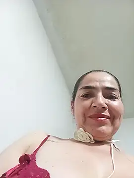 Snapshot of MaryRoze_ chatting on March 15, 2026, 6:15 pm MaryRoze online show from March 15, 2026, 6:15 pm