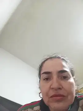 Snapshot of MaryRoze_ chatting on May 13, 2026, 12:06 am MaryRoze online show from May 13, 2026, 12:06 am