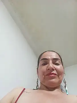 Snapshot of MaryRoze_ chatting on March 24, 2026, 3:50 am MaryRoze online show from March 24, 2026, 3:50 am