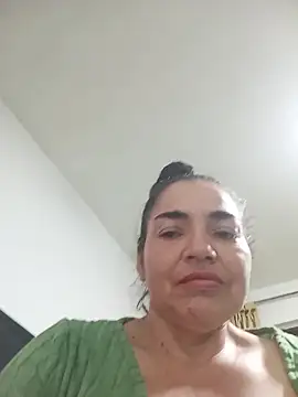 Snapshot of MaryRoze_ chatting on May 10, 2026, 4:09 pm MaryRoze online show from May 10, 2026, 4:09 pm