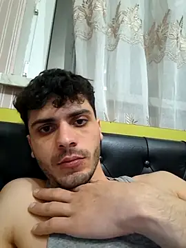 Snapshot of ZAminn6789 chatting on February 18, 2026, 6:48 pm ZAminn6789 online show from February 18, 2026, 6:48 pm