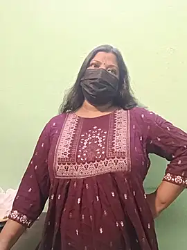 Snapshot of tamil_Nithya_J chatting on June 1, 2026, 4:28 pm tamil Nithya J online show from June 1, 2026, 4:28 pm