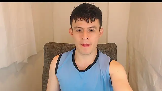 Snapshot of MARCUS_FIRE chatting on December 16, 2025, 3:44 am MARCUS FIRE online show from December 16, 2025, 3:44 am