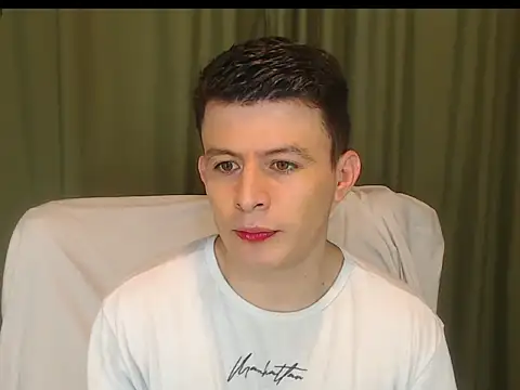 Snapshot of MARCUS_FIRE chatting on November 15, 2025, 9:52 pm MARCUS FIRE online show from November 15, 2025, 9:52 pm