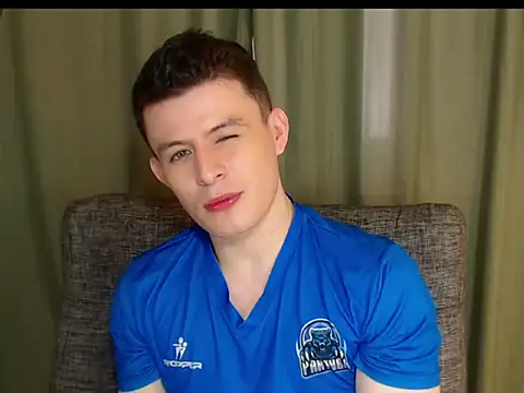 Snapshot of MARCUS_FIRE chatting on November 6, 2025, 8:35 pm MARCUS FIRE online show from November 6, 2025, 8:35 pm