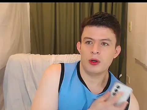 Snapshot of MARCUS_FIRE chatting on November 25, 2025, 9:04 pm MARCUS FIRE online show from November 25, 2025, 9:04 pm