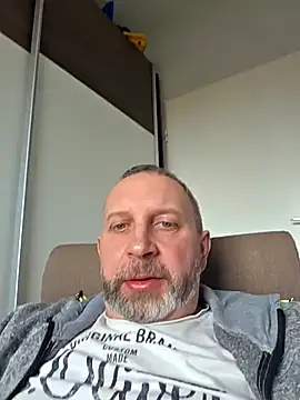 ghost430000 online show from November 2, 2025, 9:58 am