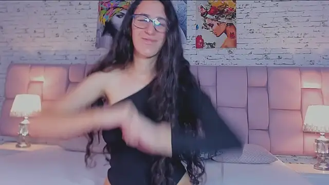 GirafMusic online show from November 15, 2025, 1:15 pm