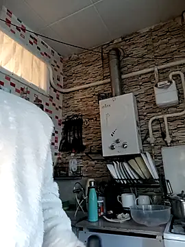 Snapshot of MilkySky chatting on April 6, 2026, 7:42 am MilkySky online show from April 6, 2026, 7:42 am