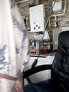 MilkySky online show from February 8, 2026, 7:44 pm