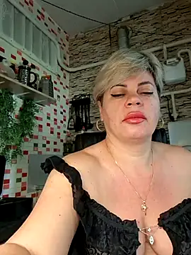 Snapshot of MilkySky chatting on May 28, 2026, 8:11 am MilkySky online show from May 28, 2026, 8:11 am