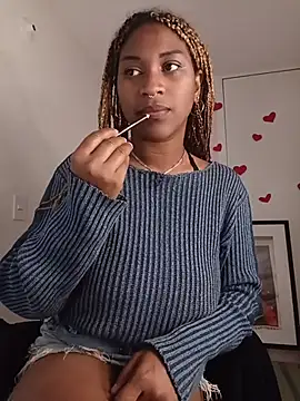 Snapshot of EvonyFoxxx chatting on July 4, 2026, 2:40 am EvonyFoxxx online show from July 4, 2026, 2:40 am