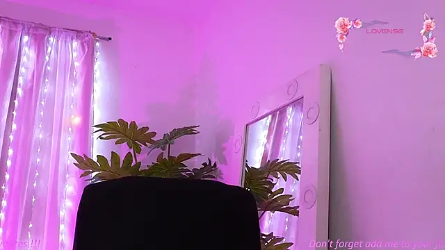 BabyLauritaa online show from March 11, 2026, 10:59 pm