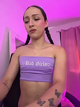 BabyLauritaa online show from May 31, 2026, 8:20 pm